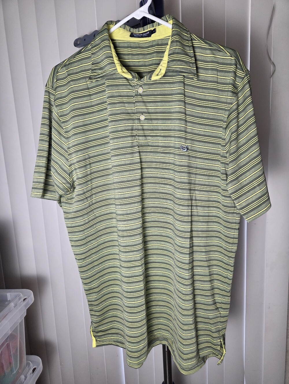 Southern Marsh Men Medium Striped Performance Polo Shirt Short Sleeve Preppy